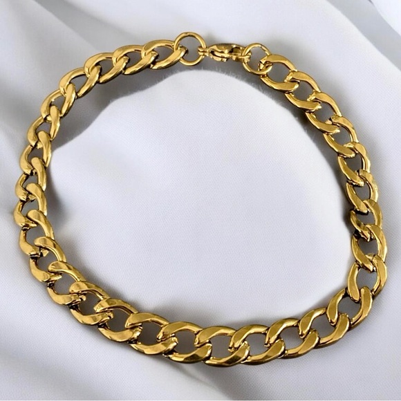 Other - Cuban link 14k Gold plated 9 inch long, 8mm bracelet - Gold - FLASH SALE!